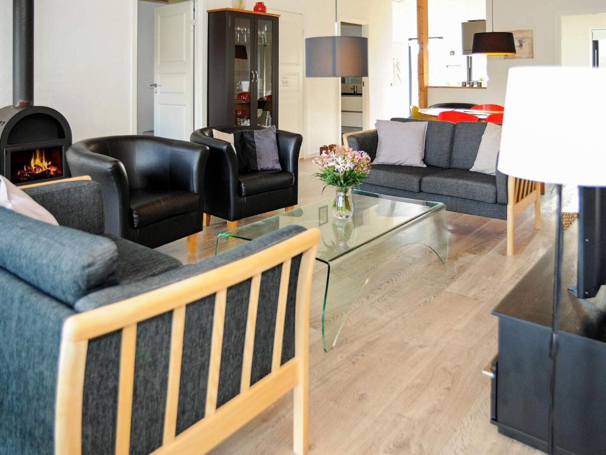 8 Person Holiday Home In Ansager 외부 사진